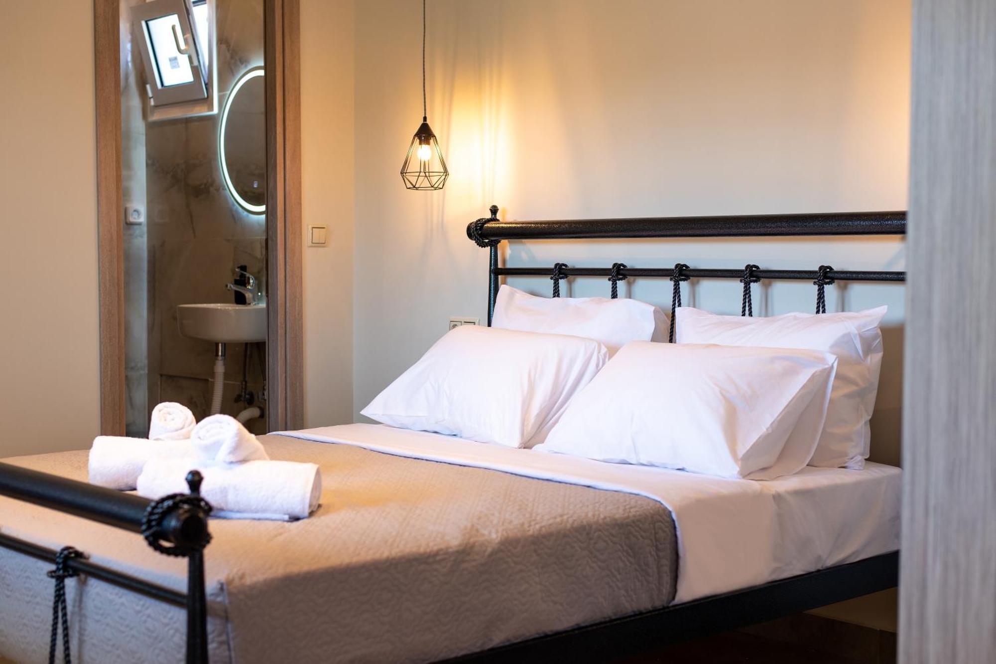 Demi'S Apartments Near Athen'S Airport Artemida  Luaran gambar