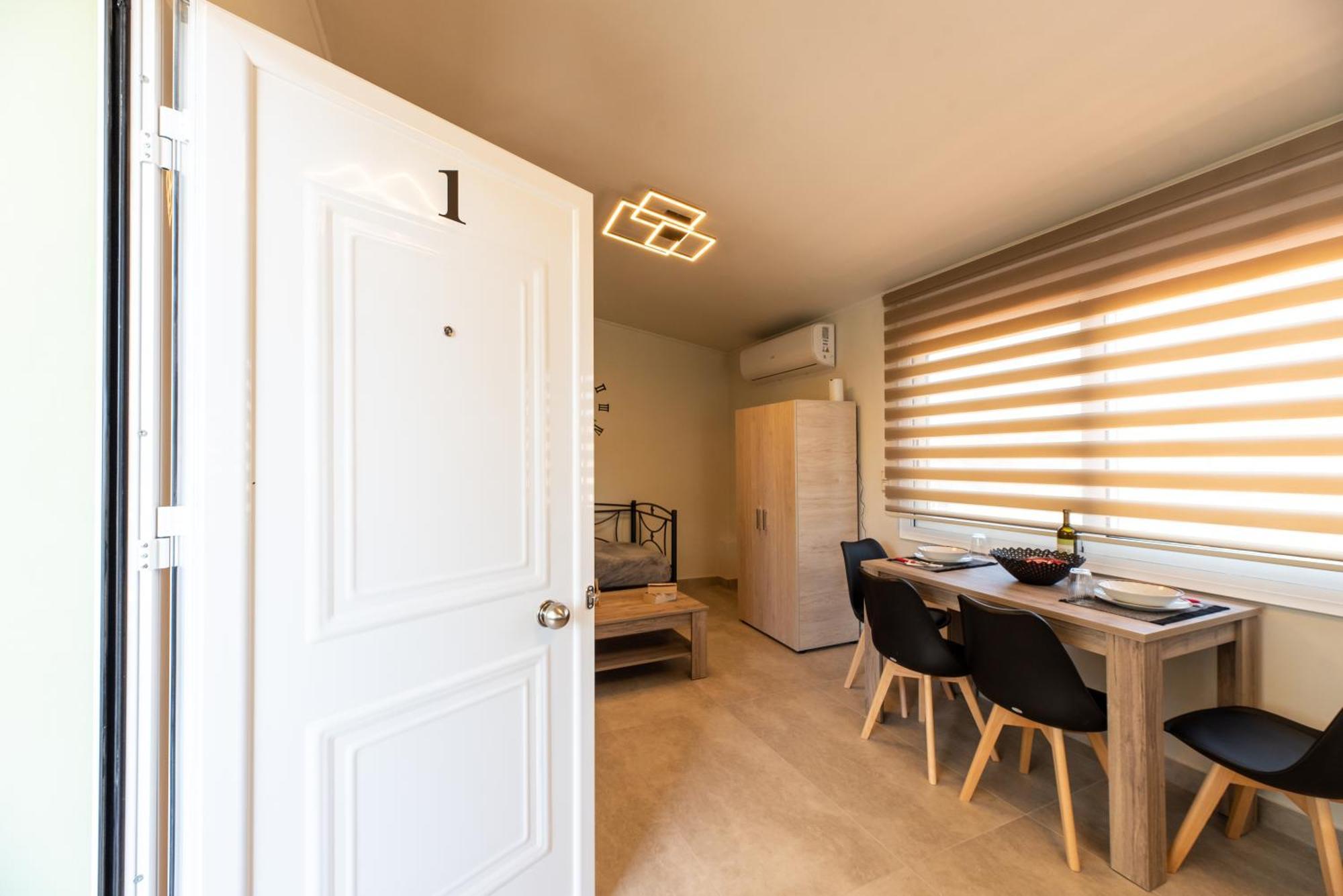 Demi'S Apartments Near Athen'S Airport Artemida  Luaran gambar